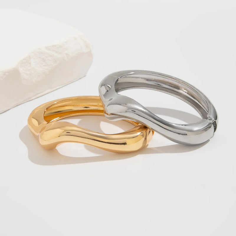 Ingemark Punk Hip Hop Irregular Metal Chunky Bangles for Women Vintage Fashion Gold Color Wave Spring Bracelets Men Jewelry Gift