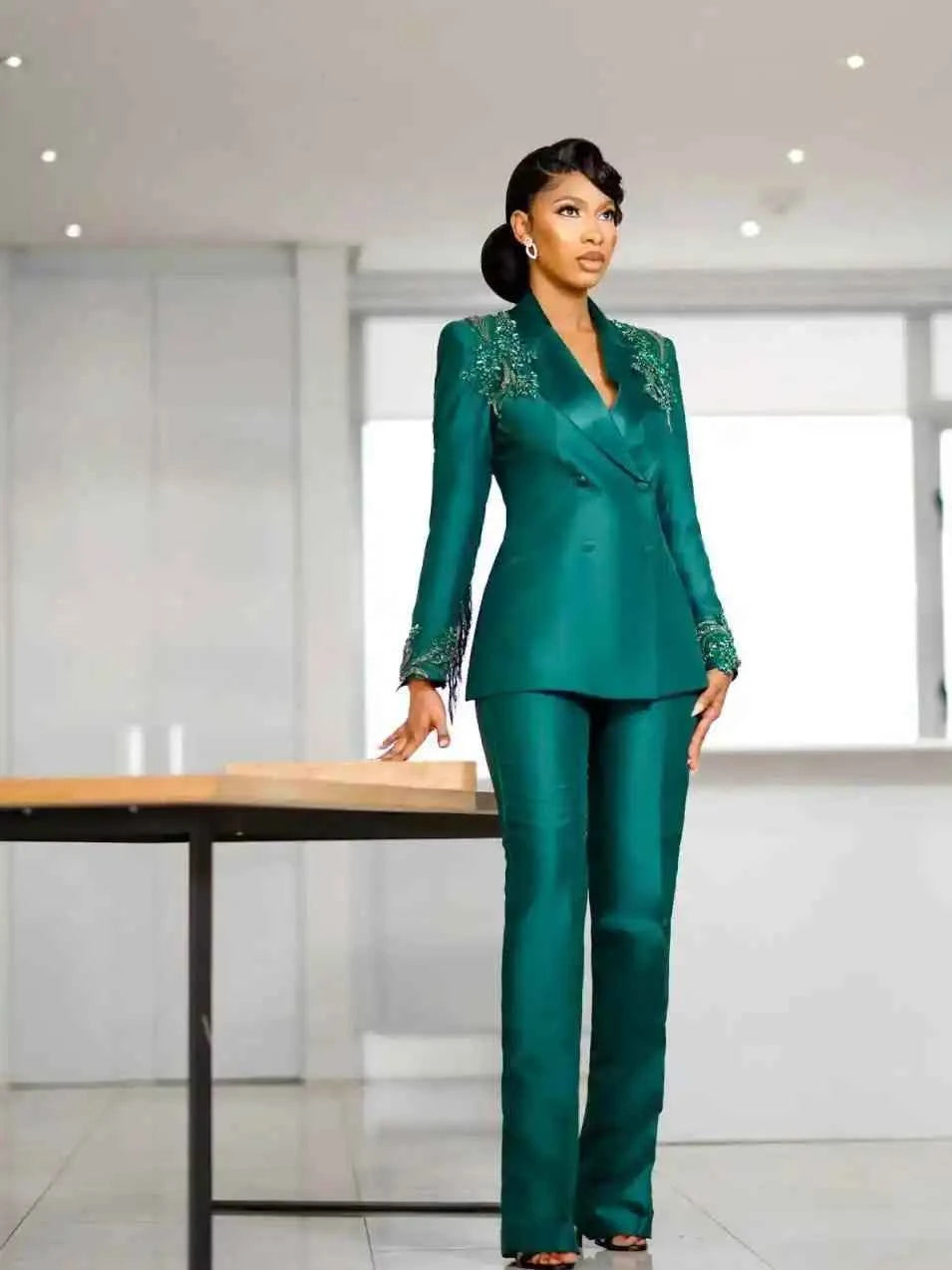 Fashion Crystals Women Suits 2 Pieces Double Breasted Office Ladies Work Pant Sets Beadeds Birthday Party Customized