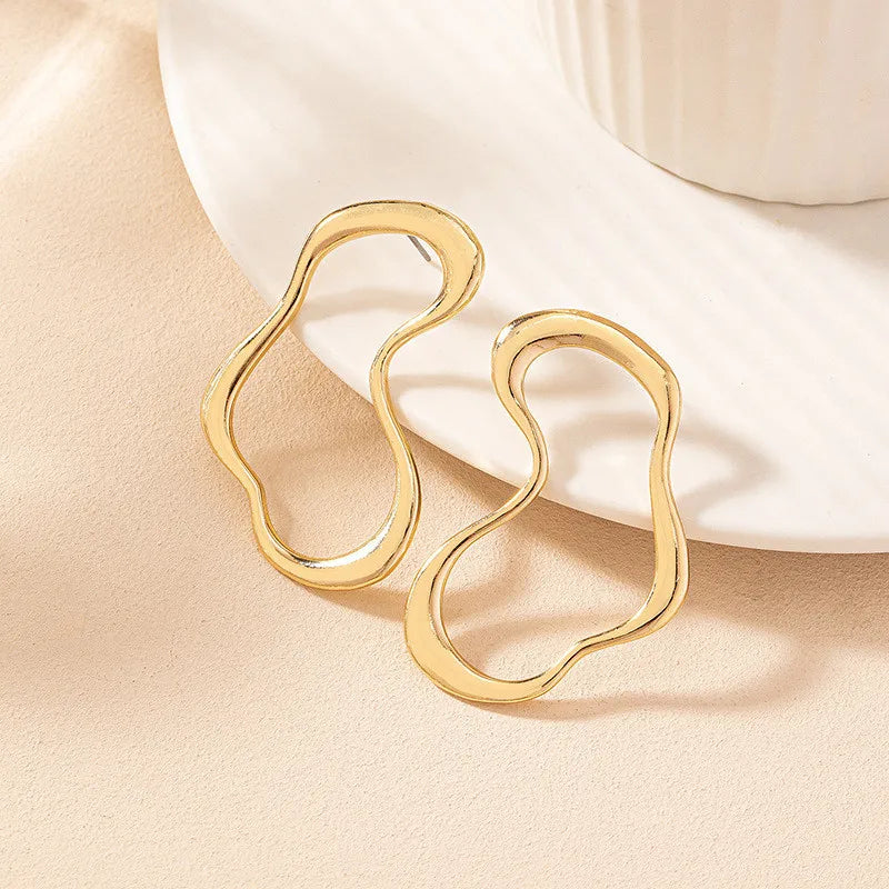 Trending Metal Geometry Stud Earring Fashion New Design Irregular Minimalist Earrings for Women Fashion Jewelry Gifts 2024