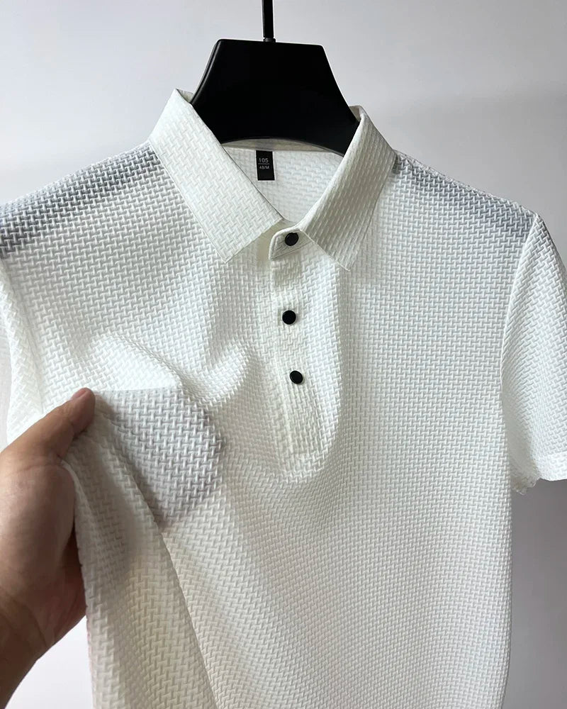 Nova camiseta polo masculina de manga curta com decote em V e manga curta, de seda gelada, respirável, da moda empresarial, roupas de marca masculina