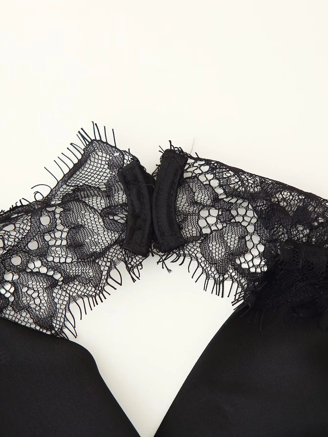 2026 Women's Sexy V-neck Backless Black Asymmetrical Lace Camisole Lady Vintage Sleeveless Slip Evening Party Halter Blouse Tops
