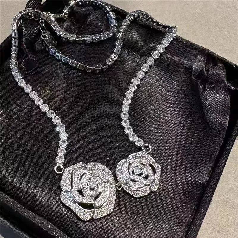 Colar de zircônia camélia para mulher Luxo Vintage CC Estilo Neckchain Clavícula Corrente