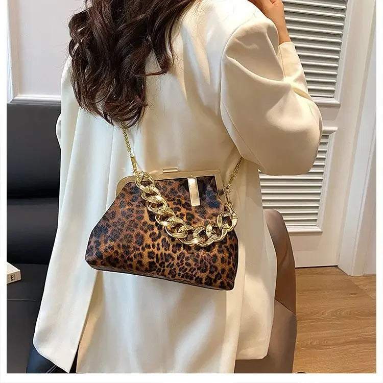 Senior Leopard Print All-in-one Shoulder Package Underarm Bag Women 2025 Autumn Winter Niche Fashion Chain Crossbody Dinner Bag