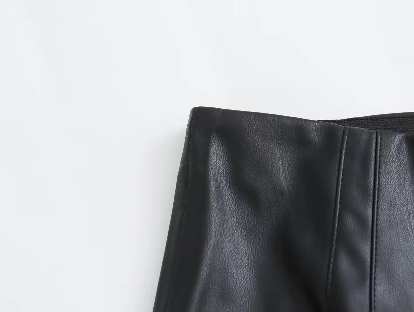 HH 2024 Women's Faux Leather Pants High Waist Straight Leg Trousers Fashion Female Streetwear Stylish Stretch Pencil Pants