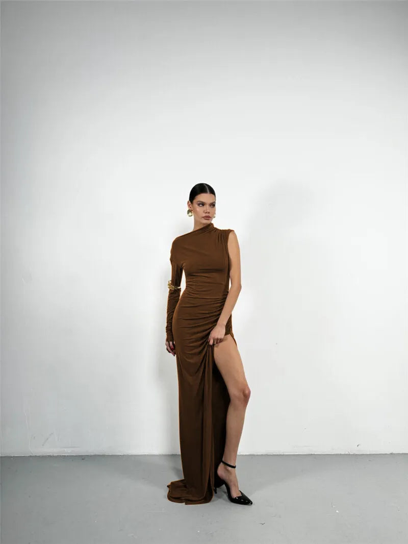 Mozision Skew Collar One Sleeve Sexy Maxi Dress For Women Gown Fashion Solid Thigh High Split Ruched Bodycon Club Long Dress