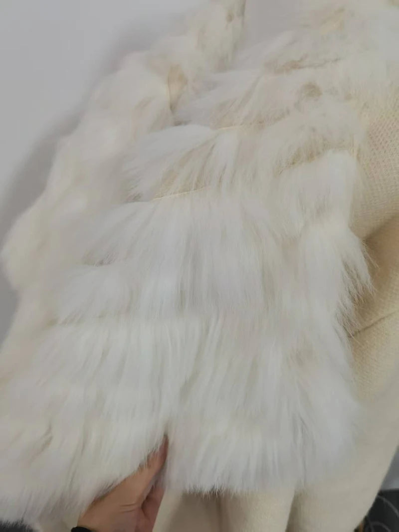 2025 Faux Fur Trim Knit Coat Fox Like Collar Plush Cardigan Women Winter Thick Designer Warm Touch
