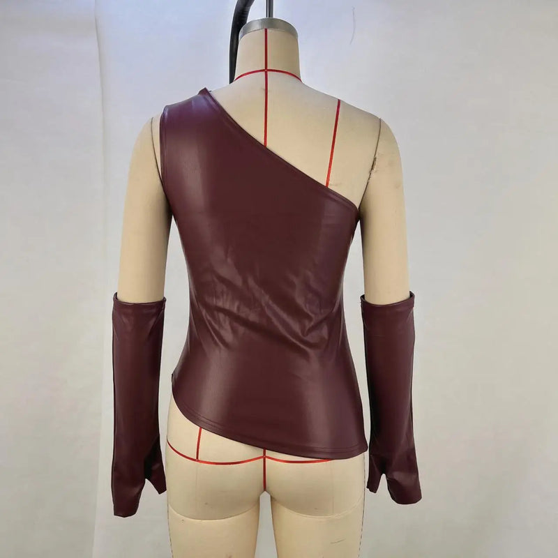 Camiseta regata de couro PU Gtpdpllt, gola diagonal, moda assimétrica, franzida com mangas, camiseta sexy de verão para mulheres, roupas Y2K