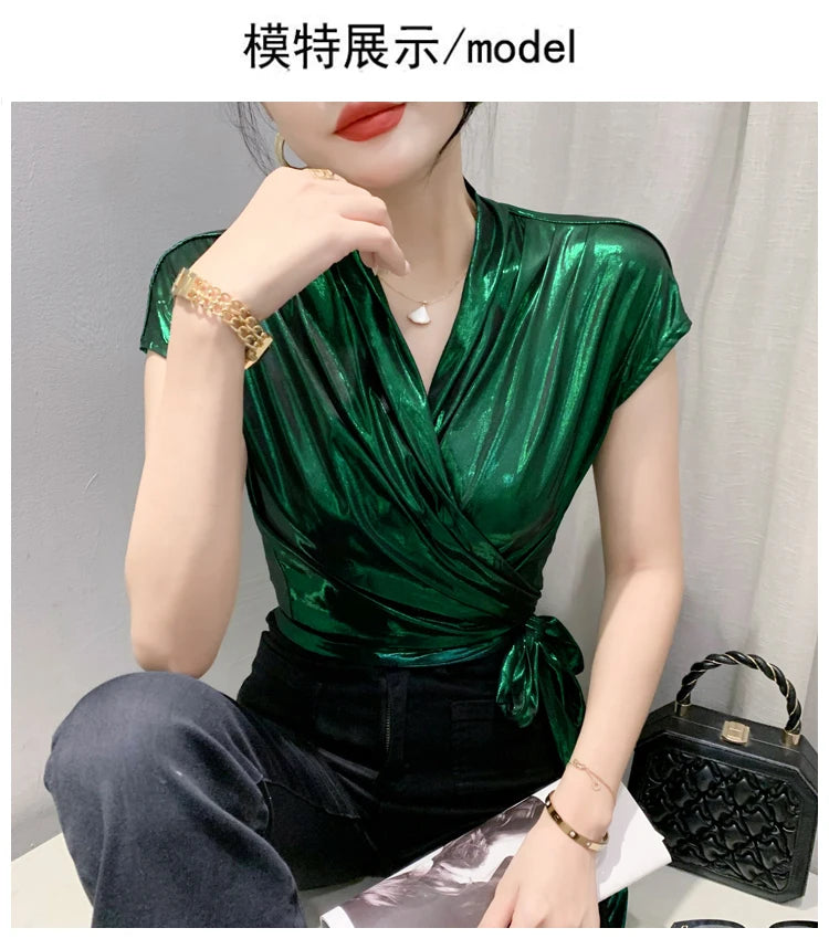 Blusa de manga curta brilhante dourada prateada verde para mulheres, camisa curta sexy irregular, bandagem feminina, tops de verão