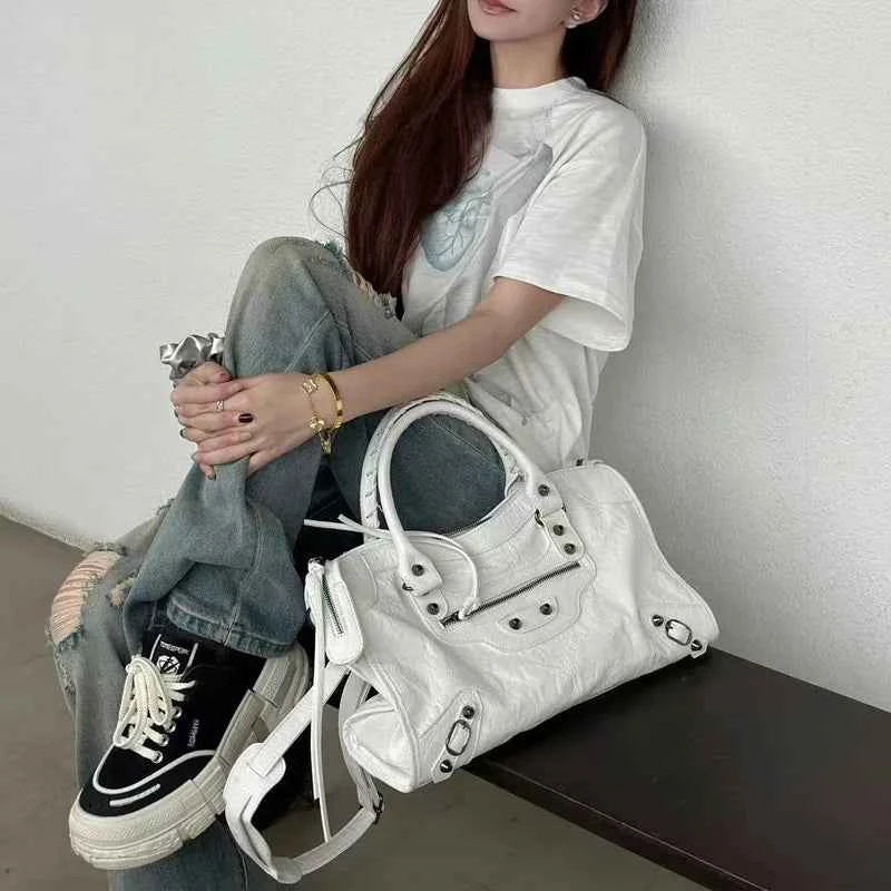 City Motorcycle Shoulder Bag Tote Bag for Women Luxury Designer 2026 Autumn and Winter handbag crossbody Large Capacity