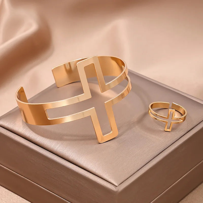 Creative And Exaggerated Bracelet, Niche Design, Cool Open-Ended Bracelet, A Personalized Gift For Your Savage Girlfriend
