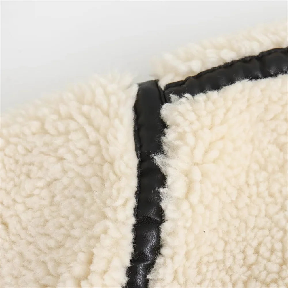 Jaqueta de motocicleta com efeito de pele artificial e integração de pele