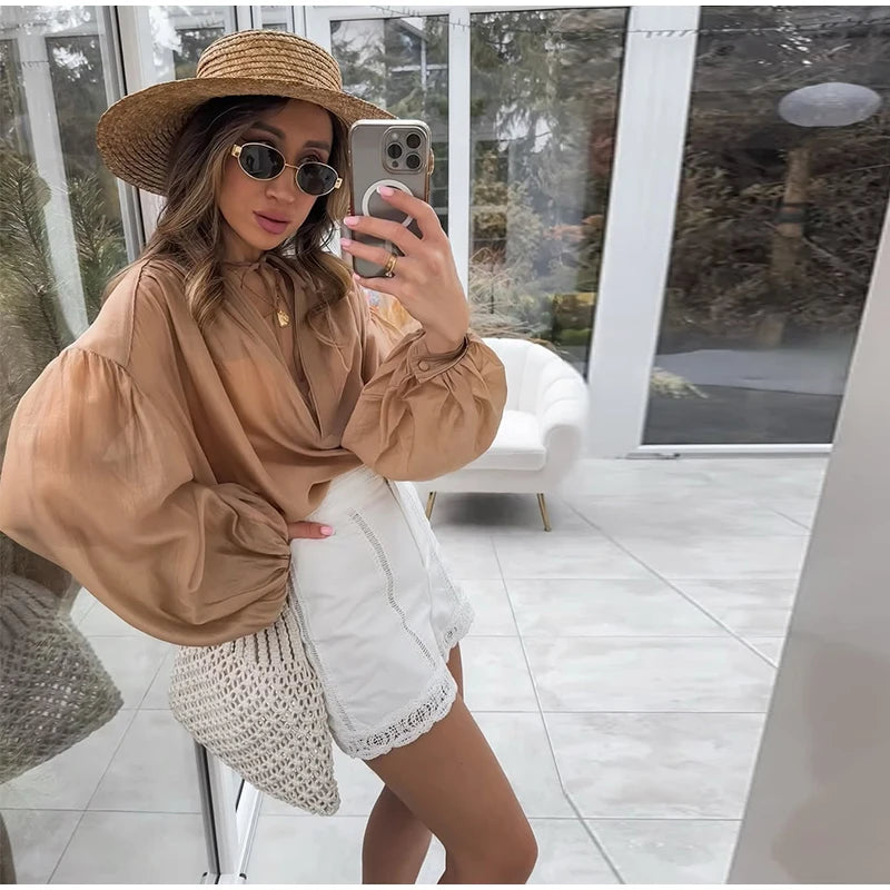 Camisa feminina elegante e solta, com cadarço, gola redonda, manga lanterna, camiseta feminina, primavera/verão 2025, moda urbana, tops femininos emendados