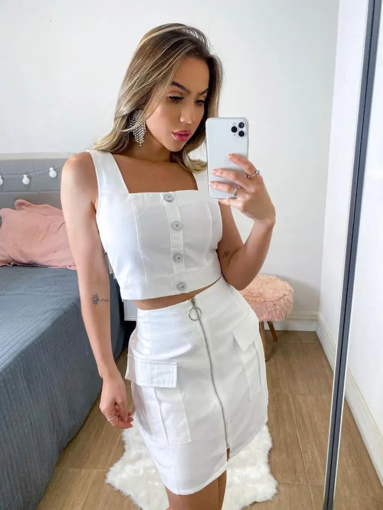 Conjunto de roupas femininas cropped e saia com zíper bolsos botões alça grossa