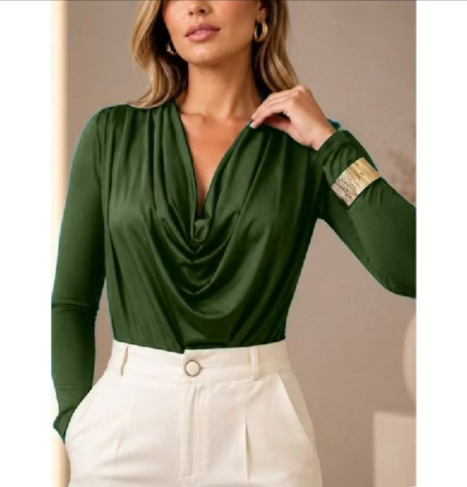 Blusa feminina gola boba premium na cor Verde militar